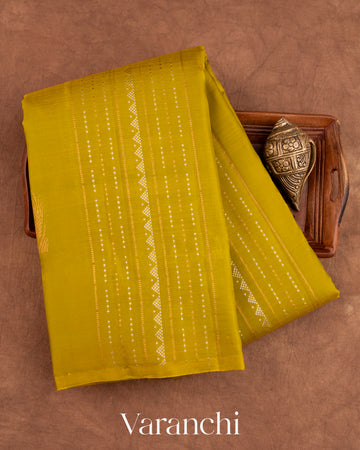 Olive Yellow Borderless Pure Kanchipuram Silk Handloom Saree