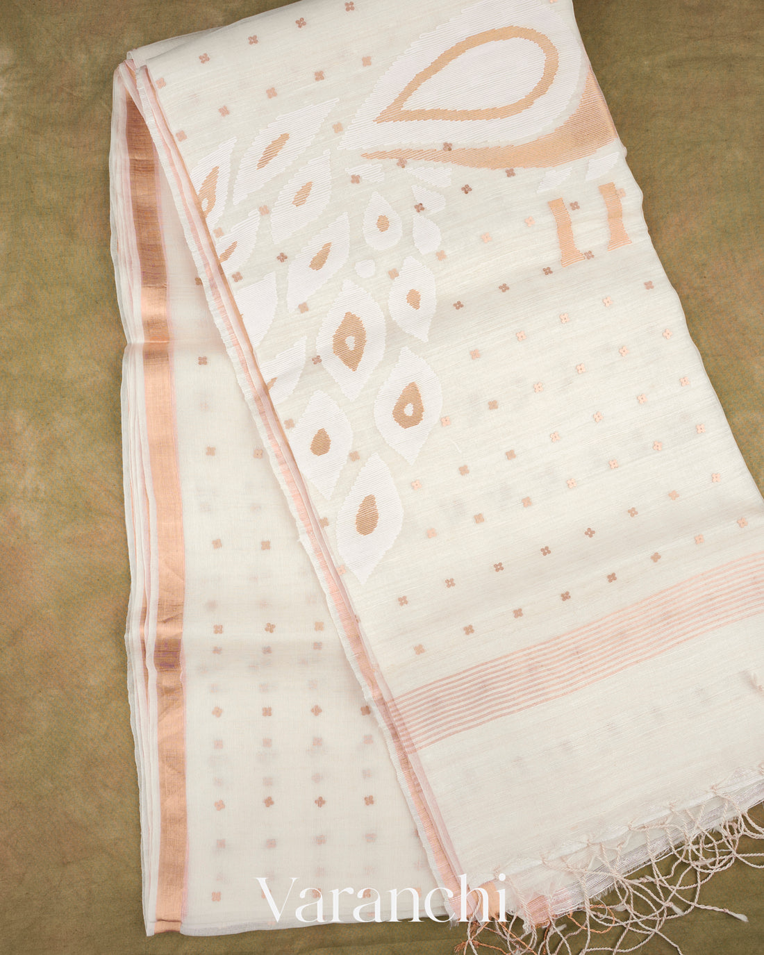 Off White Pure Muslin Silk with Jamdani Pallu Handloom Saree