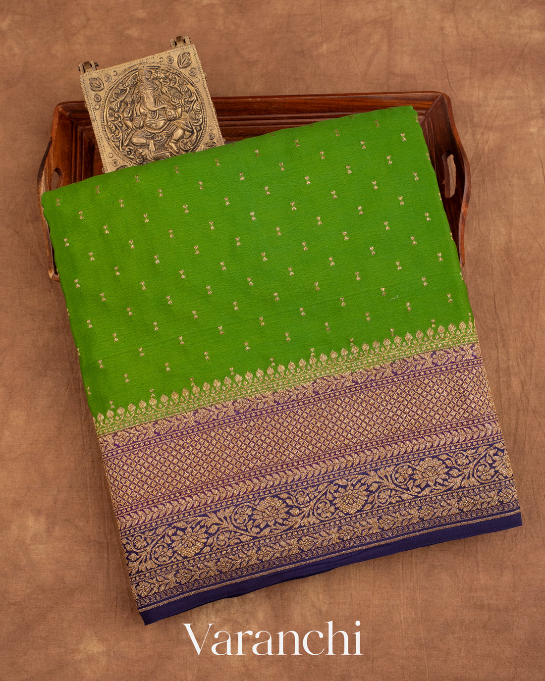 Parrot Green Pure Crepe Silk Handloom Saree