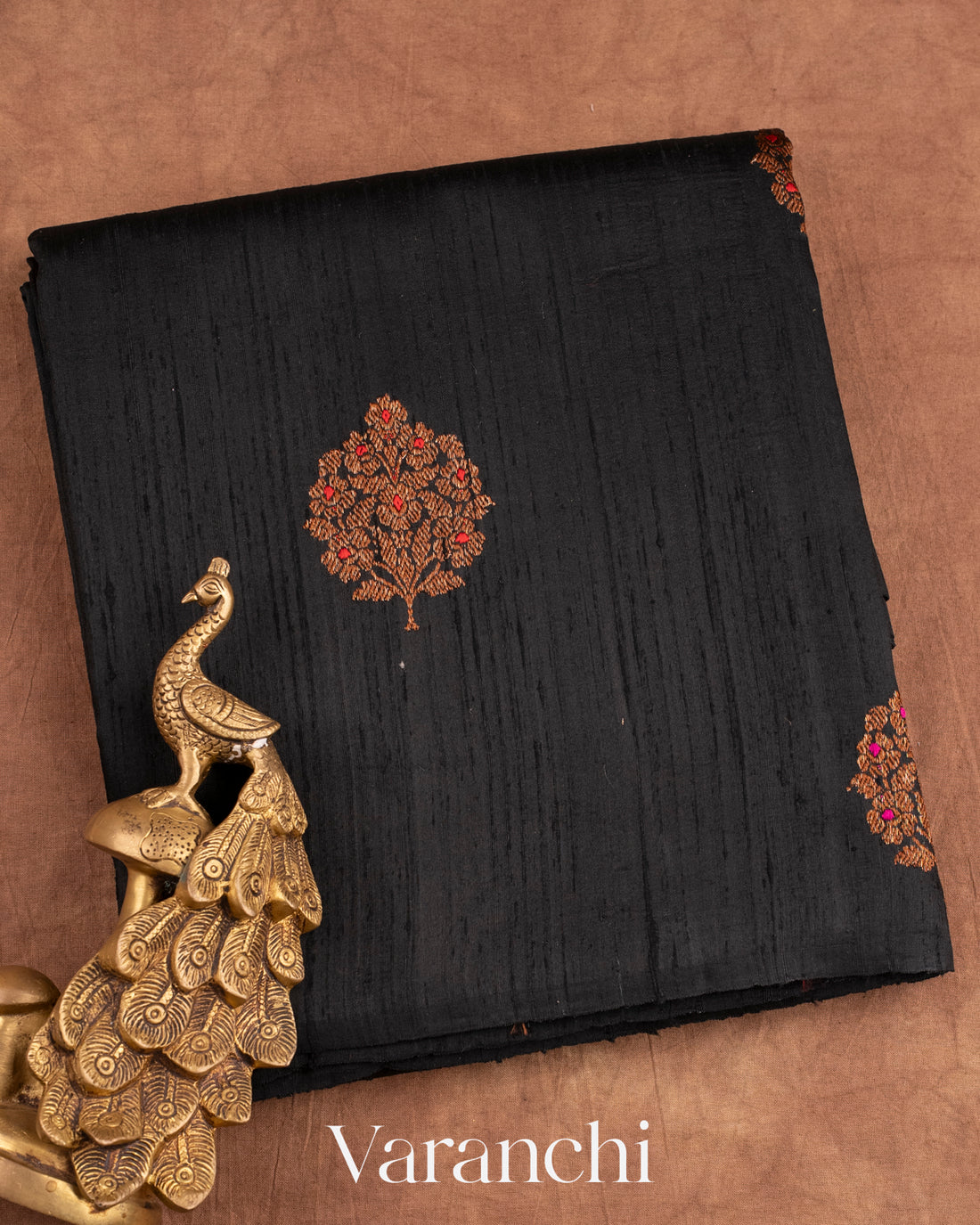Black Borderless Pure Raw Silk Handloom Saree
