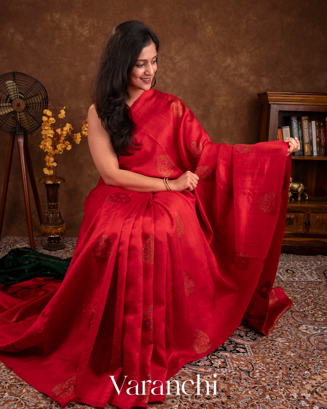 Red Borderless Pure Raw Silk Handloom Saree