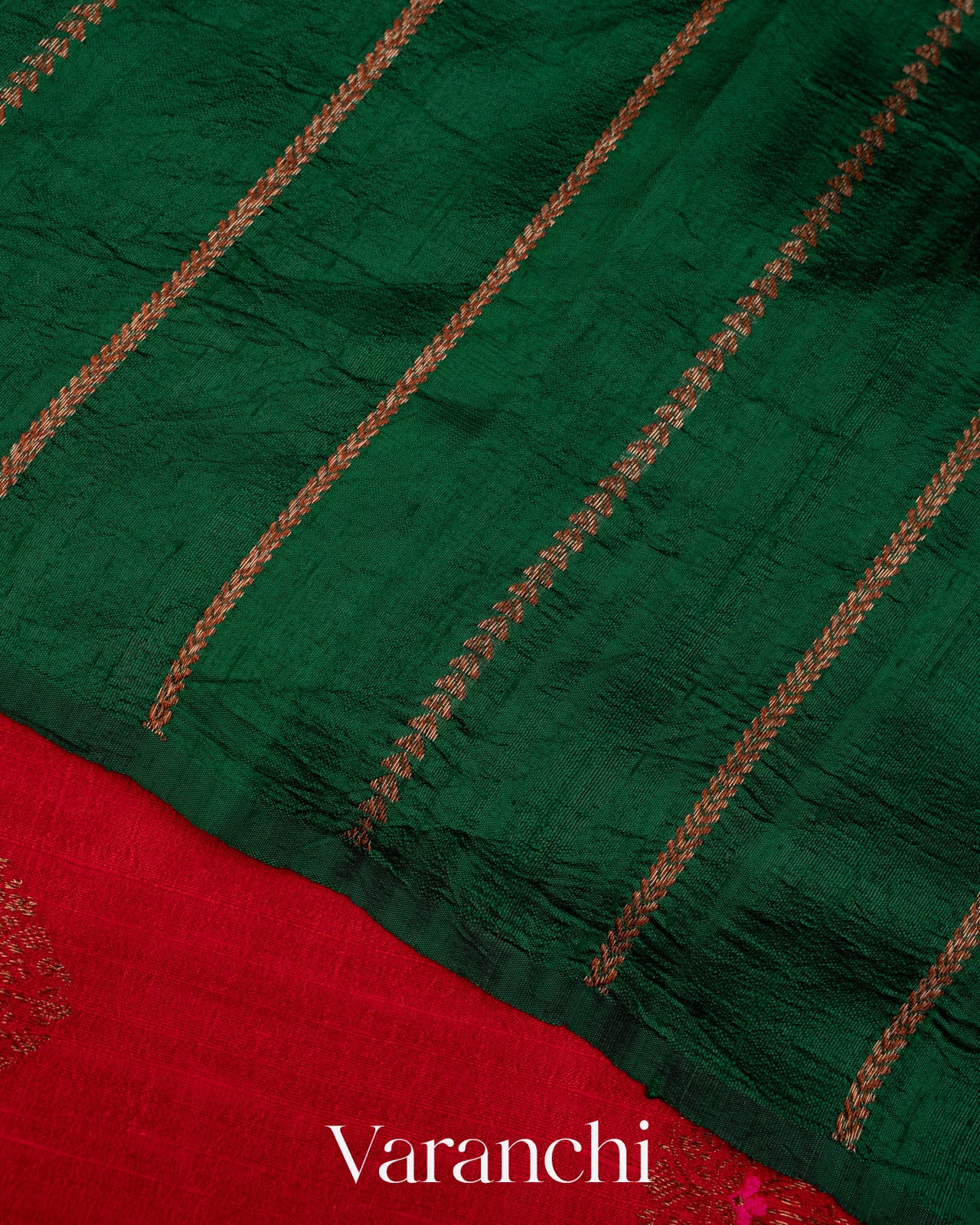 Red Borderless Pure Raw Silk Handloom Saree