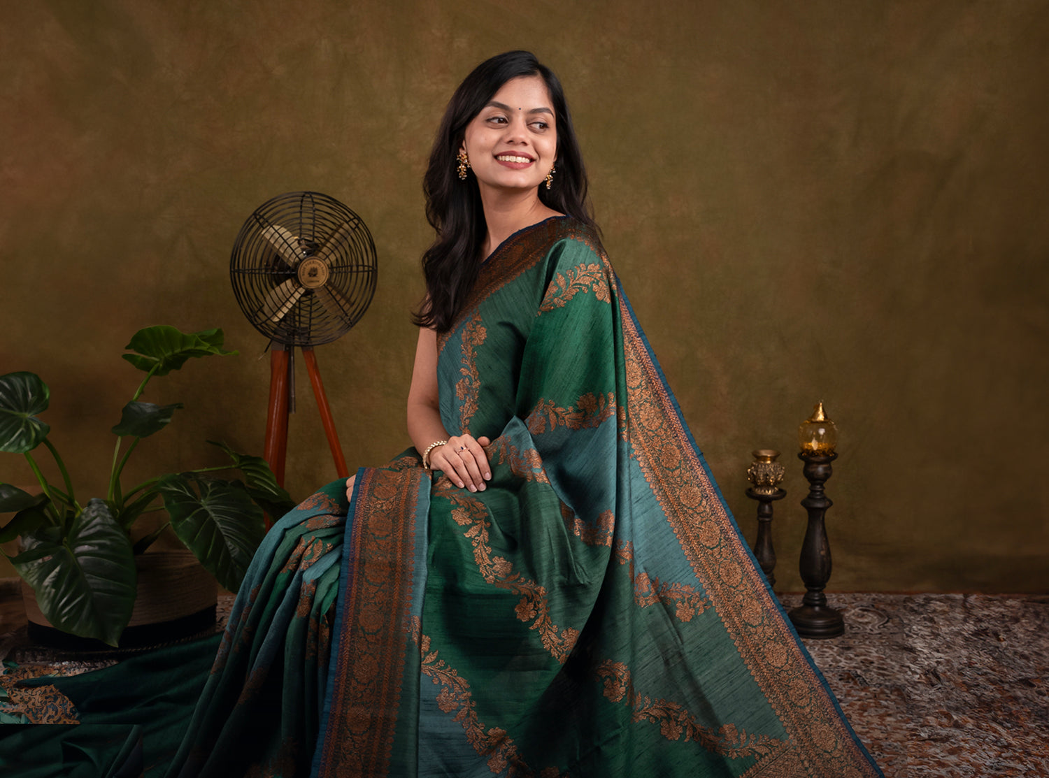 Elegant and Premium Silk Sarees for Every Occasion | By Varanchi