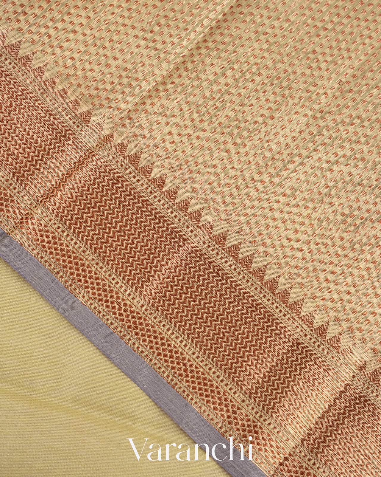 Pale Olive Green Pure Chanderi Silk Cotton Handloom Saree