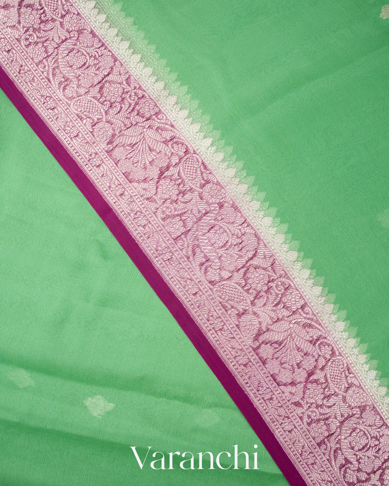 Leaf Green Pure Chiffon Silk Handloom Saree
