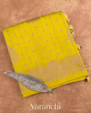 Light Lemon Green Pure Chiniya Silk Handloom Saree 