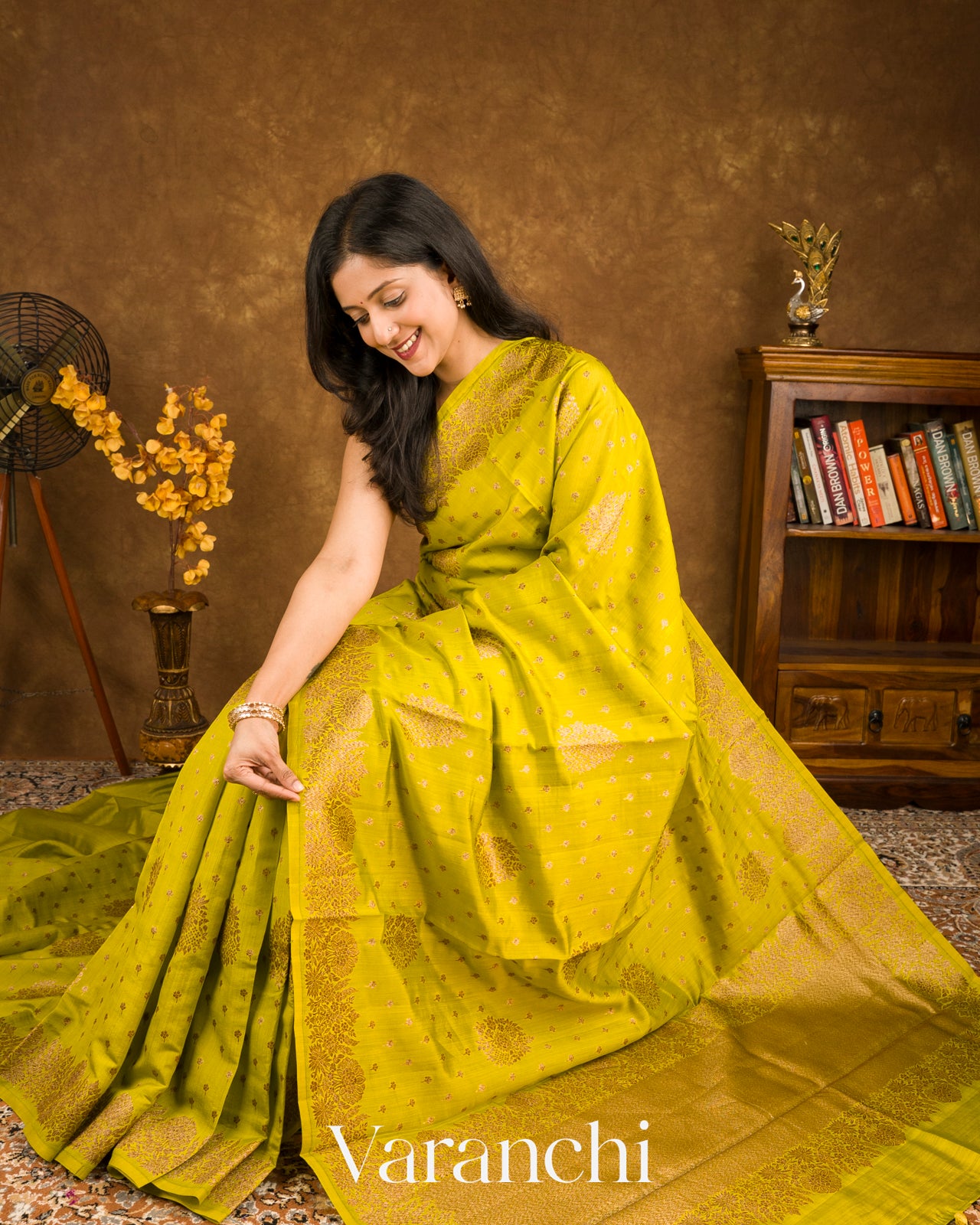 Light Lemon Green Pure Chiniya Silk Handloom Saree 