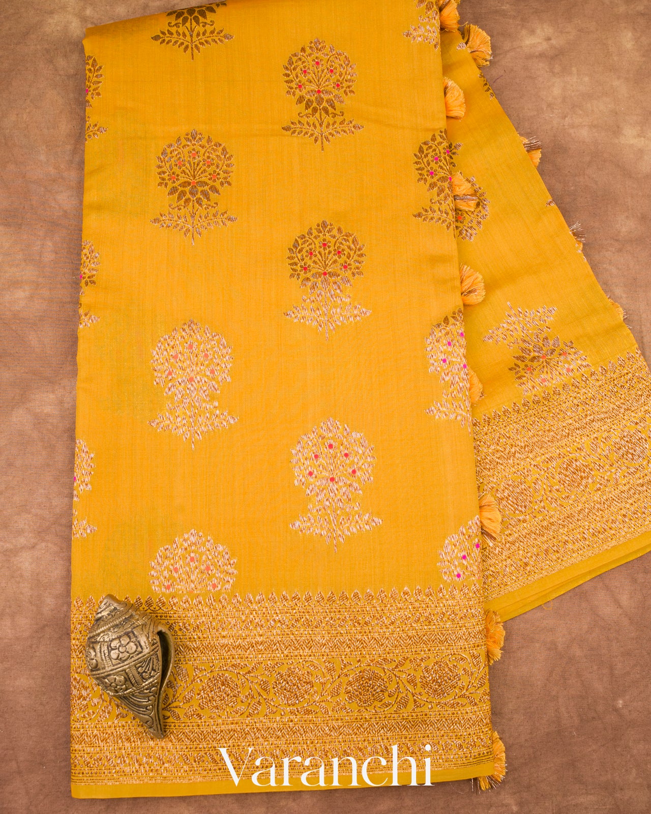 Yellow Pure Chiniya Silk Handloom Saree