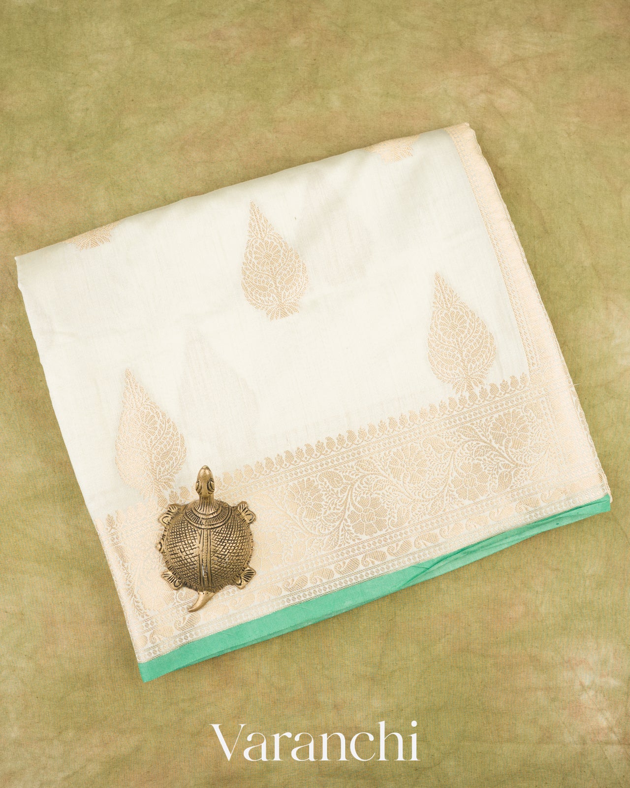 Ivory Cream Pure Chiniya Silk Handloom Saree 