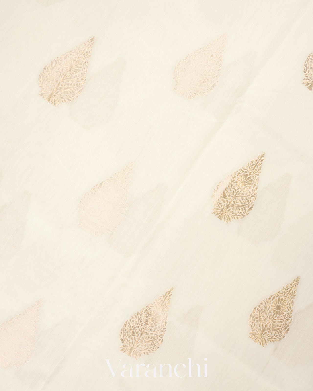 Ivory Cream Pure Chiniya Silk Handloom Saree 