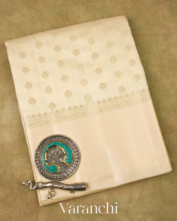 Warm Off-White Pure Chiniya Silk Saree 