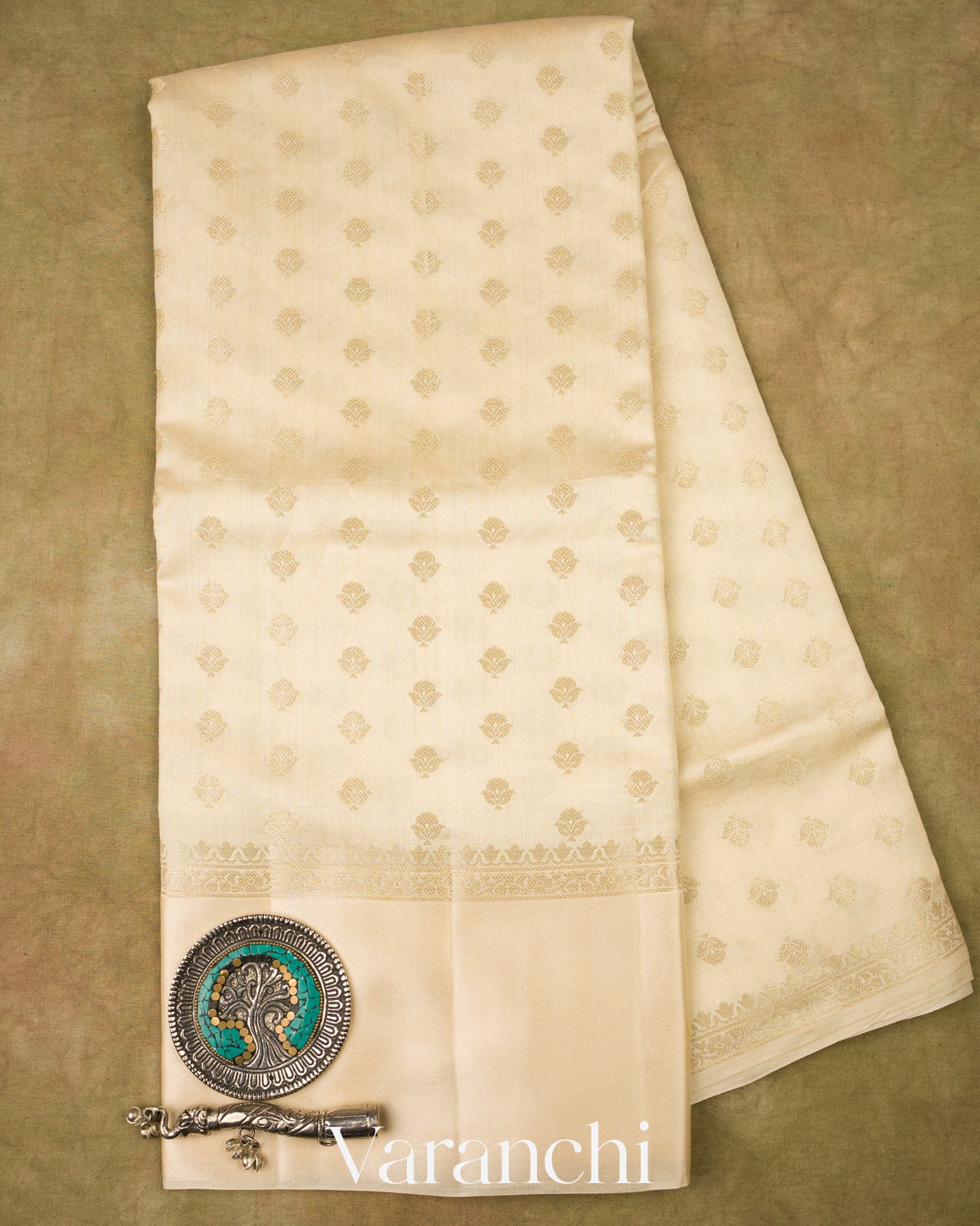 Warm Off-White Pure Chiniya Silk Saree 