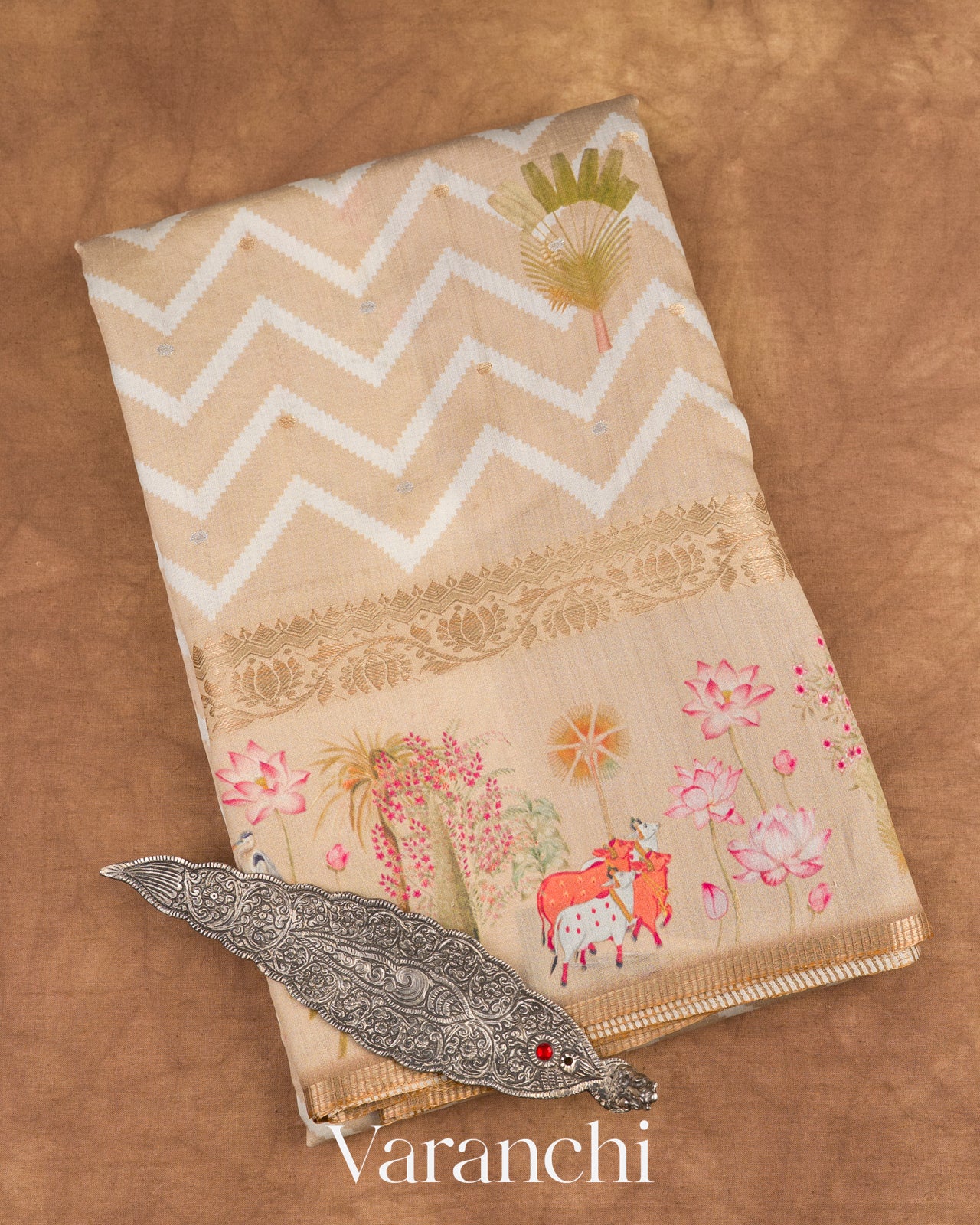 Warm Beige Digital Printed Pure Chiniya Silk Saree