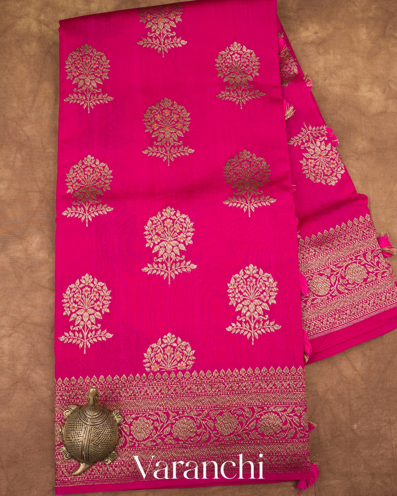 Bright Rani Pink Pure Chiniya Silk Handloom Saree