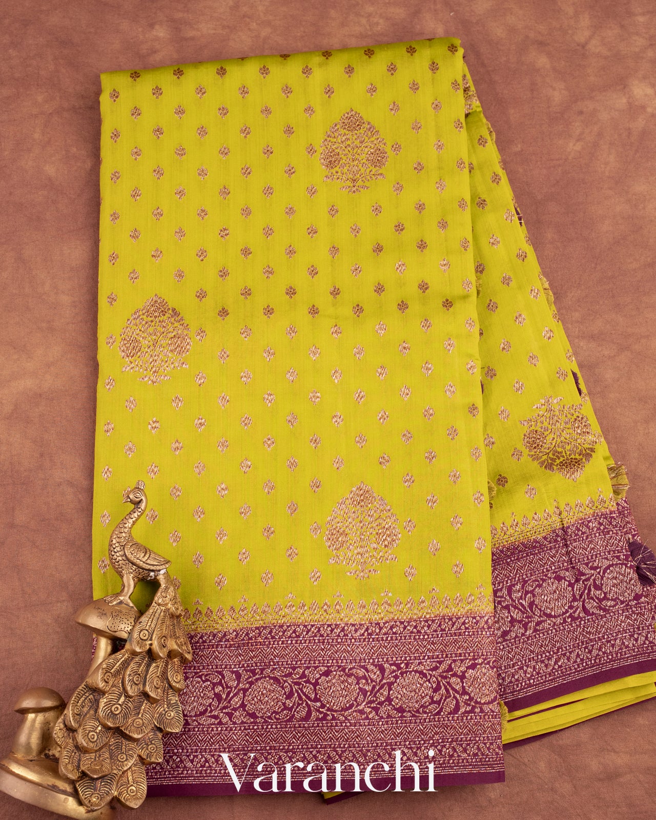 Lemon Green Pure Chiniya Silk Saree