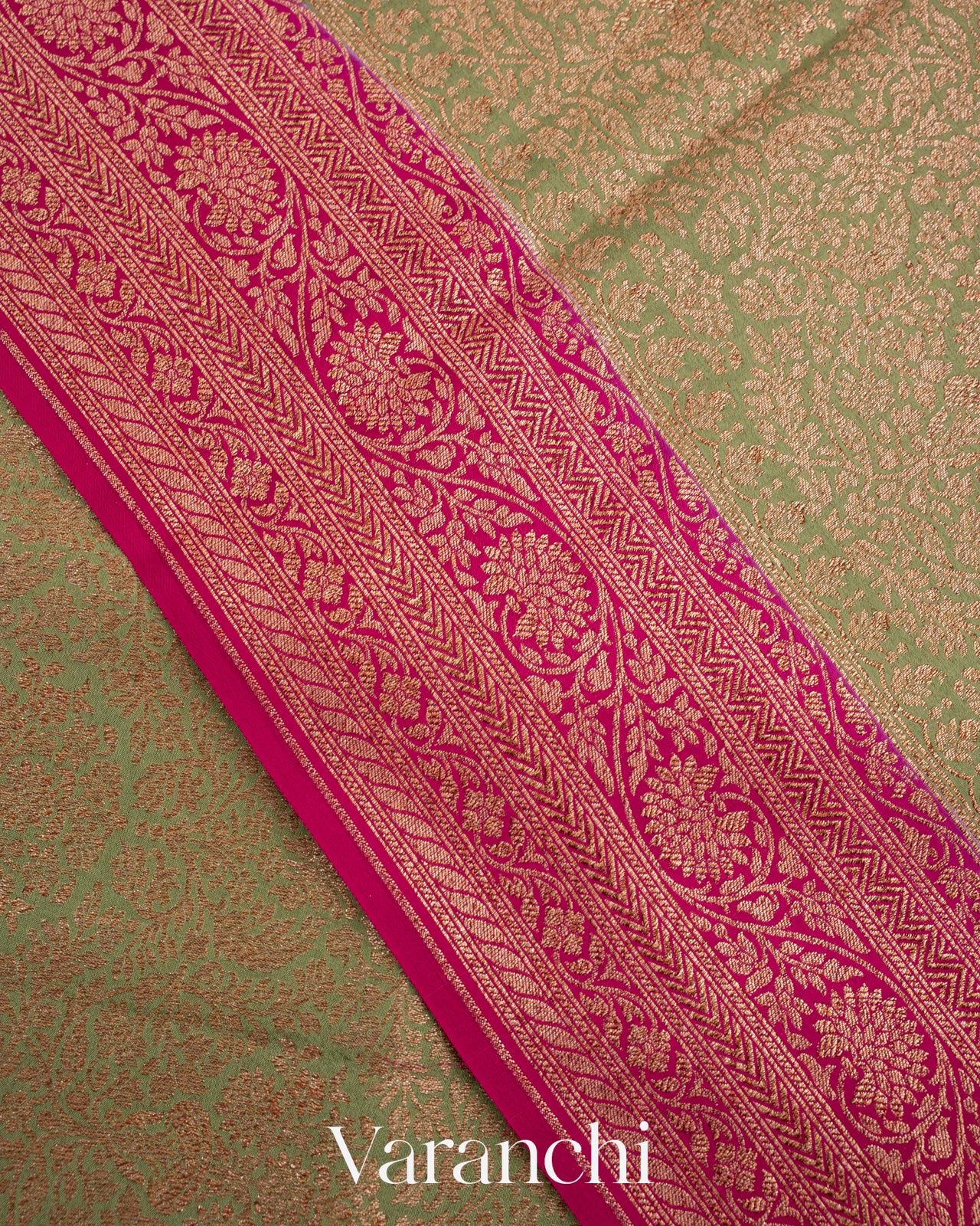Pista Green Pure Crepe Silk Handloom Saree