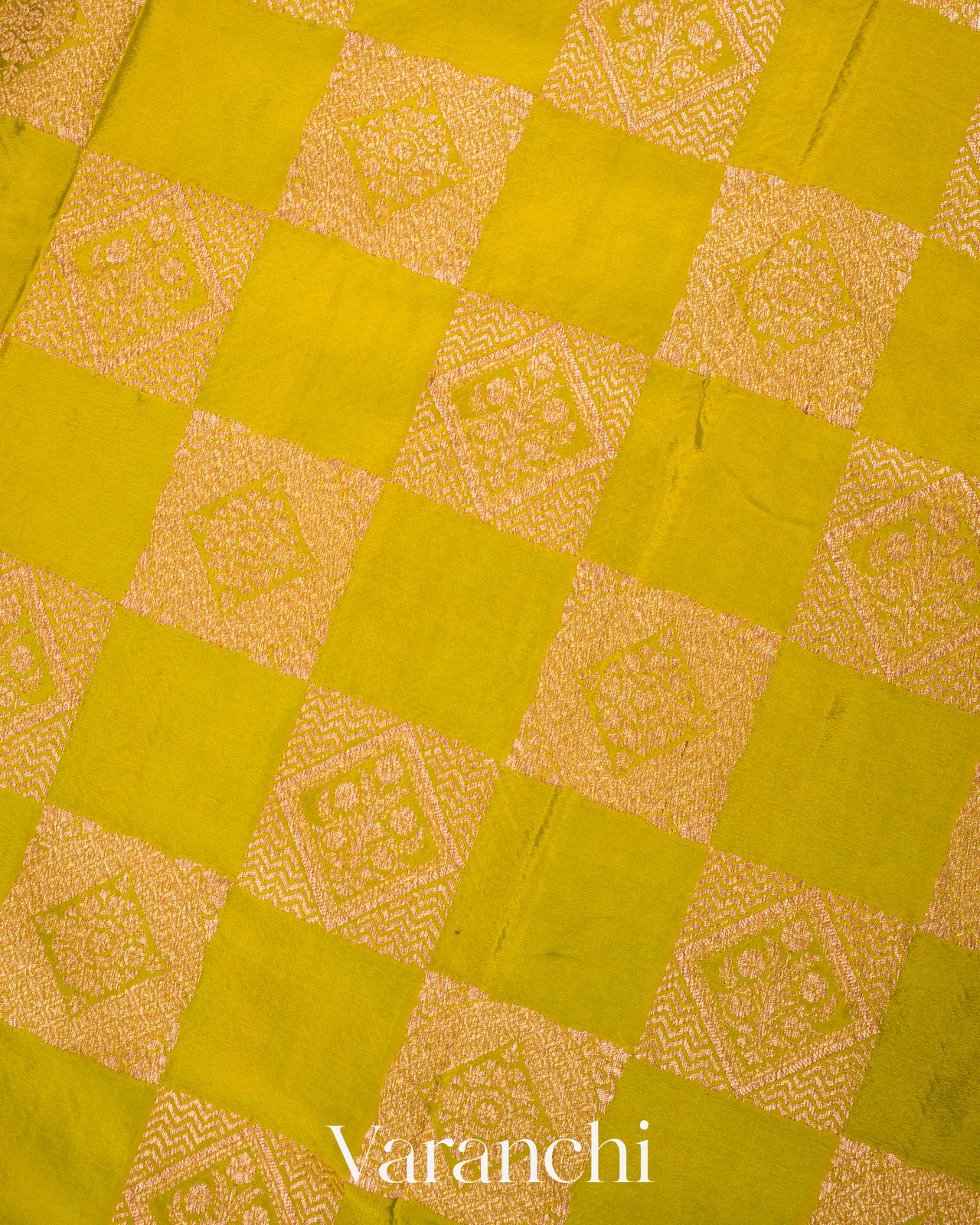 Mehendi Green Pure Crepe Silk Handloom Saree