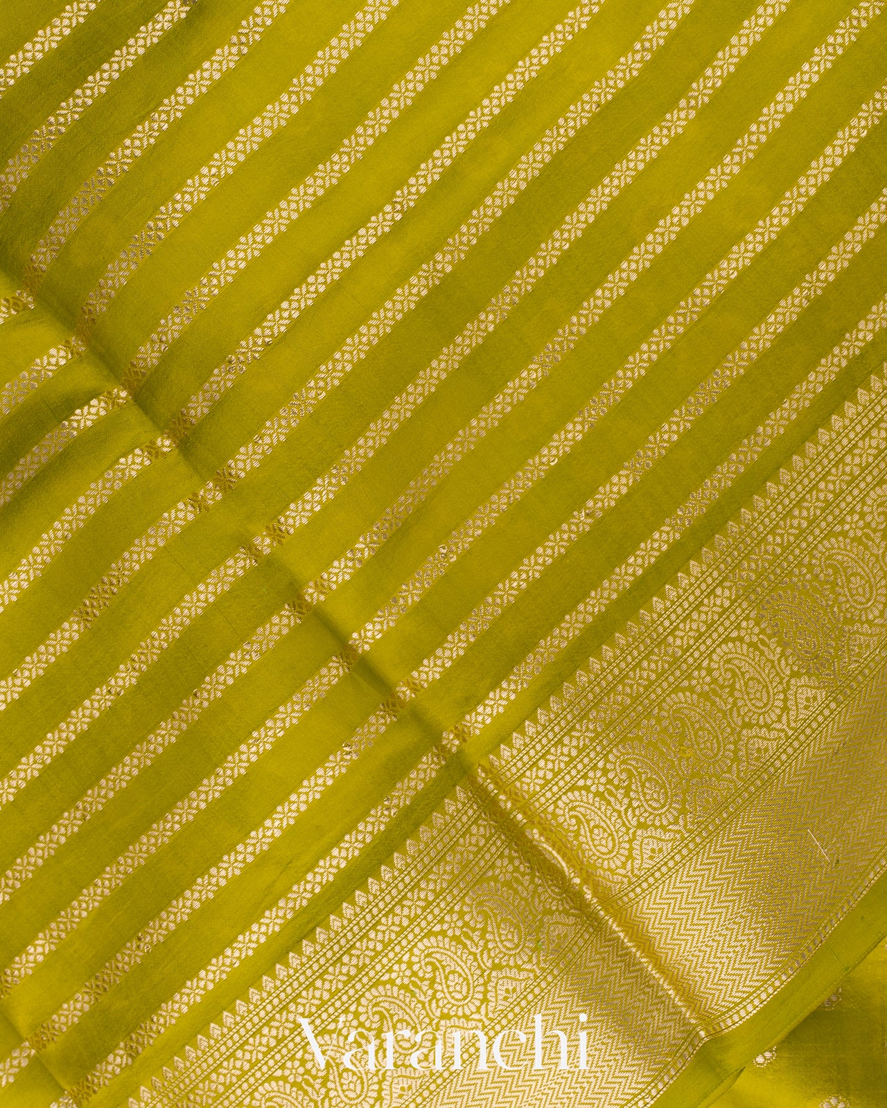 Parrot Green Pure Dupion Silk Handloom Saree