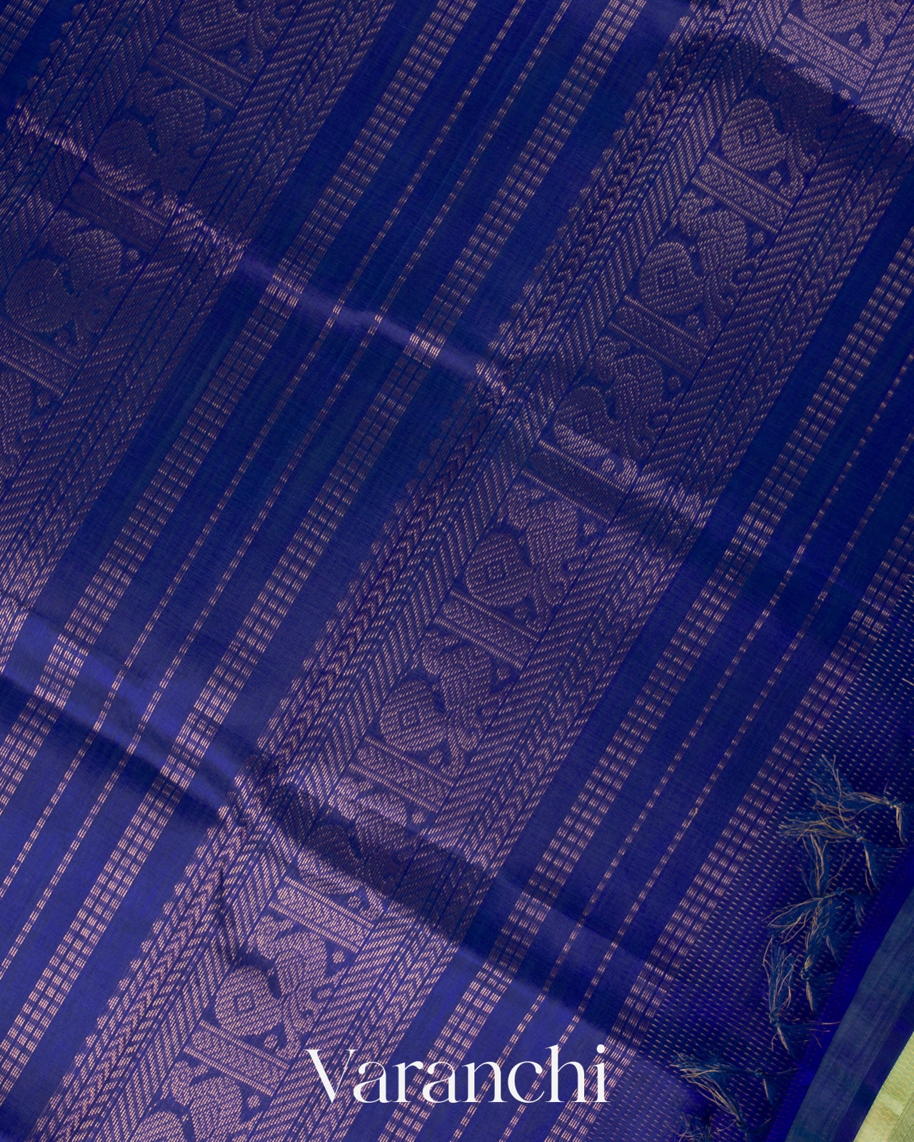 Pista Green  Pure Kanchipuram Silk Cotton Handloom Saree 