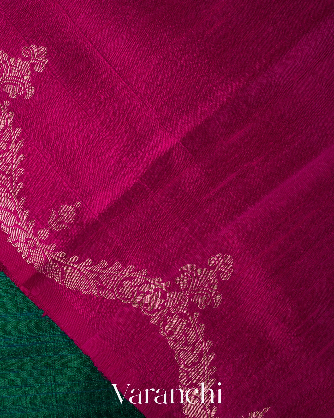 Emarald Green Pure Raw Silk Handloom Saree 
