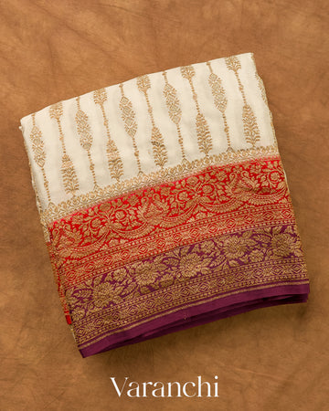 Off-White Striped Pure Crepe Silk Handloom Saree