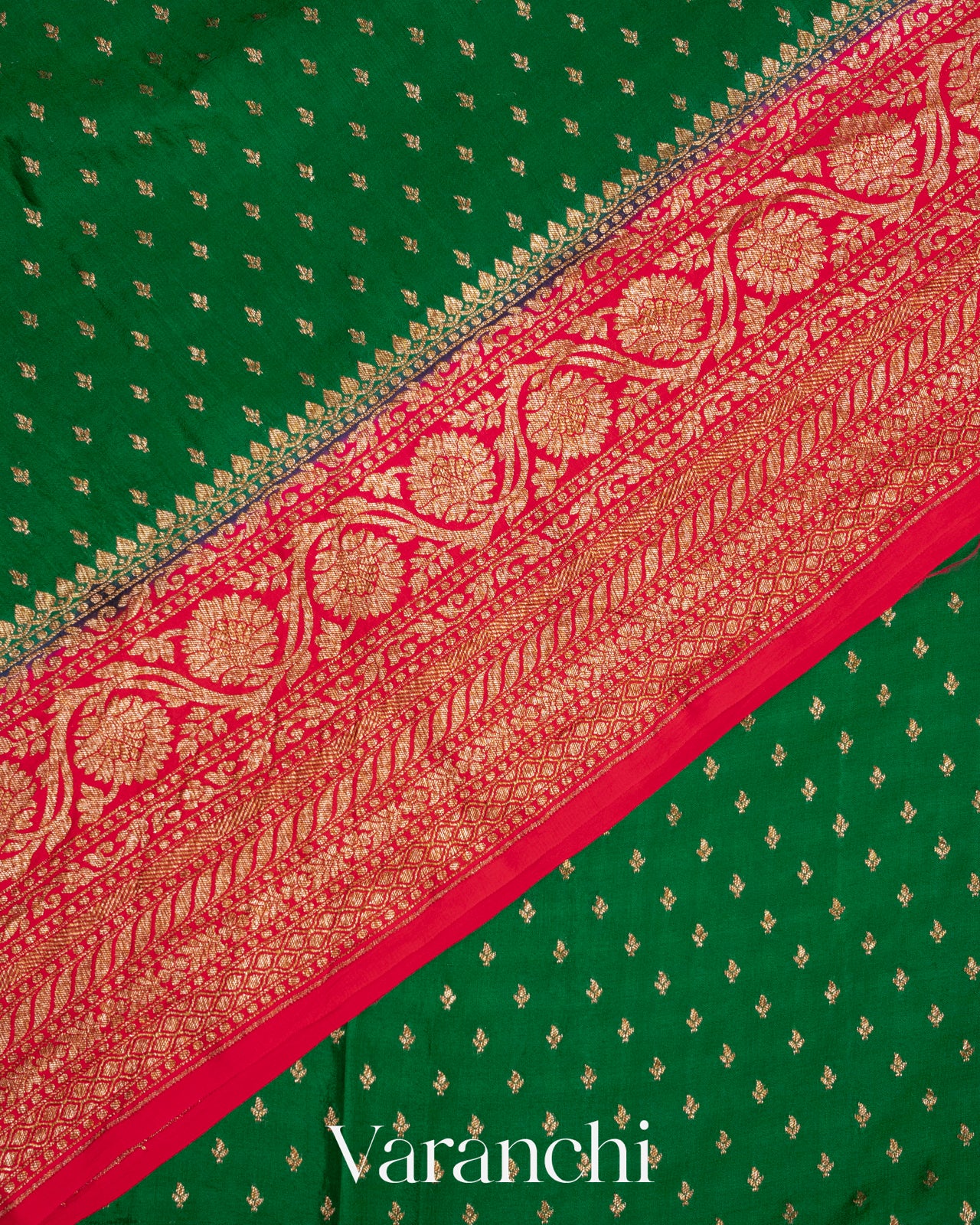 Emerald Green Pure Crepe Silk Handloom Saree