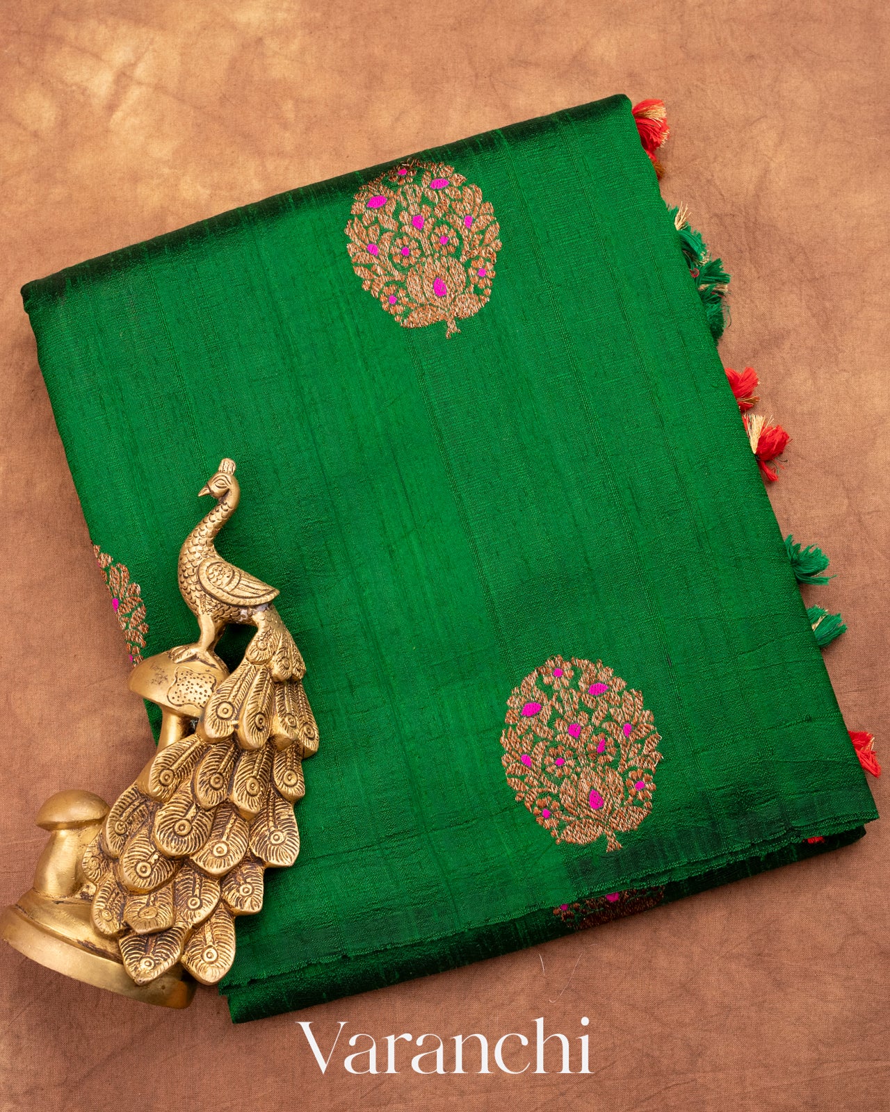 Leafy Green Borderless Pure Raw Silk Handloom Saree