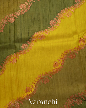 Olive Green Tricolour Rangkaat Raw Silk Handloom Saree