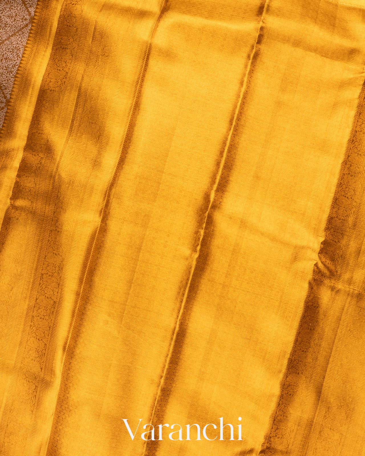 Golden Heavy Brocade Pure Tissue Kanchipuram Silk Saree