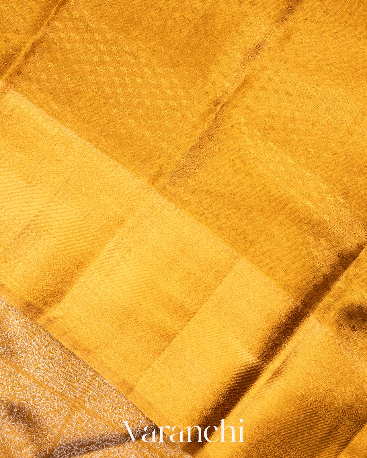 Golden Heavy Brocade Pure Tissue Kanchipuram Silk Saree