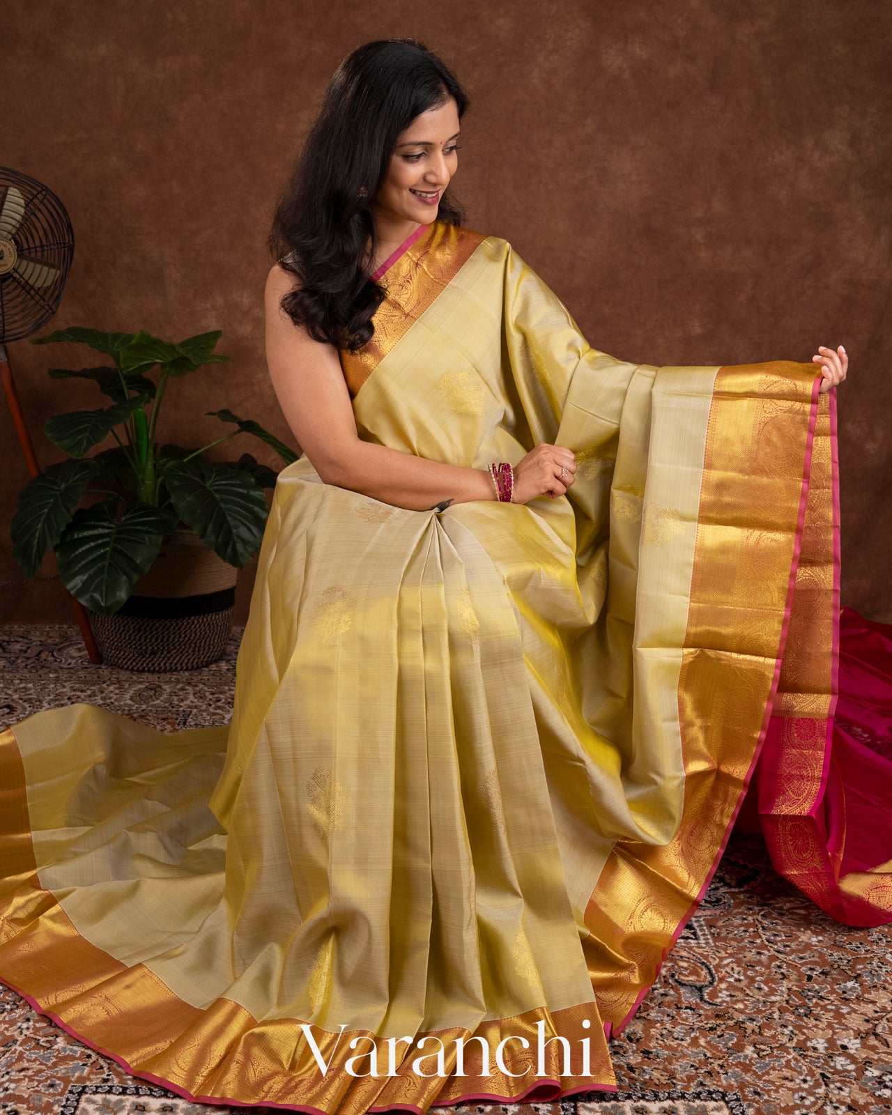Ivory Pure Kanchipuram Silk Handloom Saree