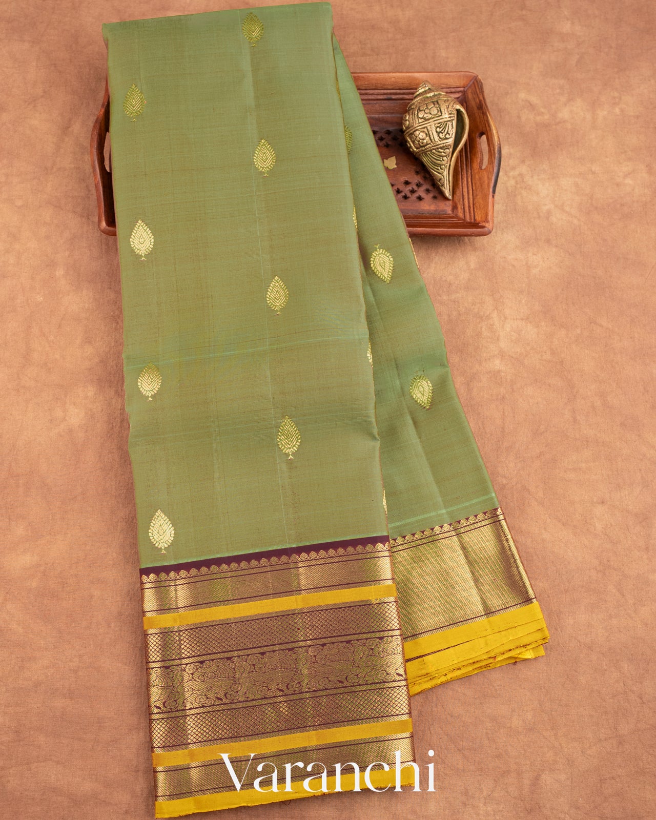 Earthy Olive Green Pure Kanchipuram Silk Handloom Saree
