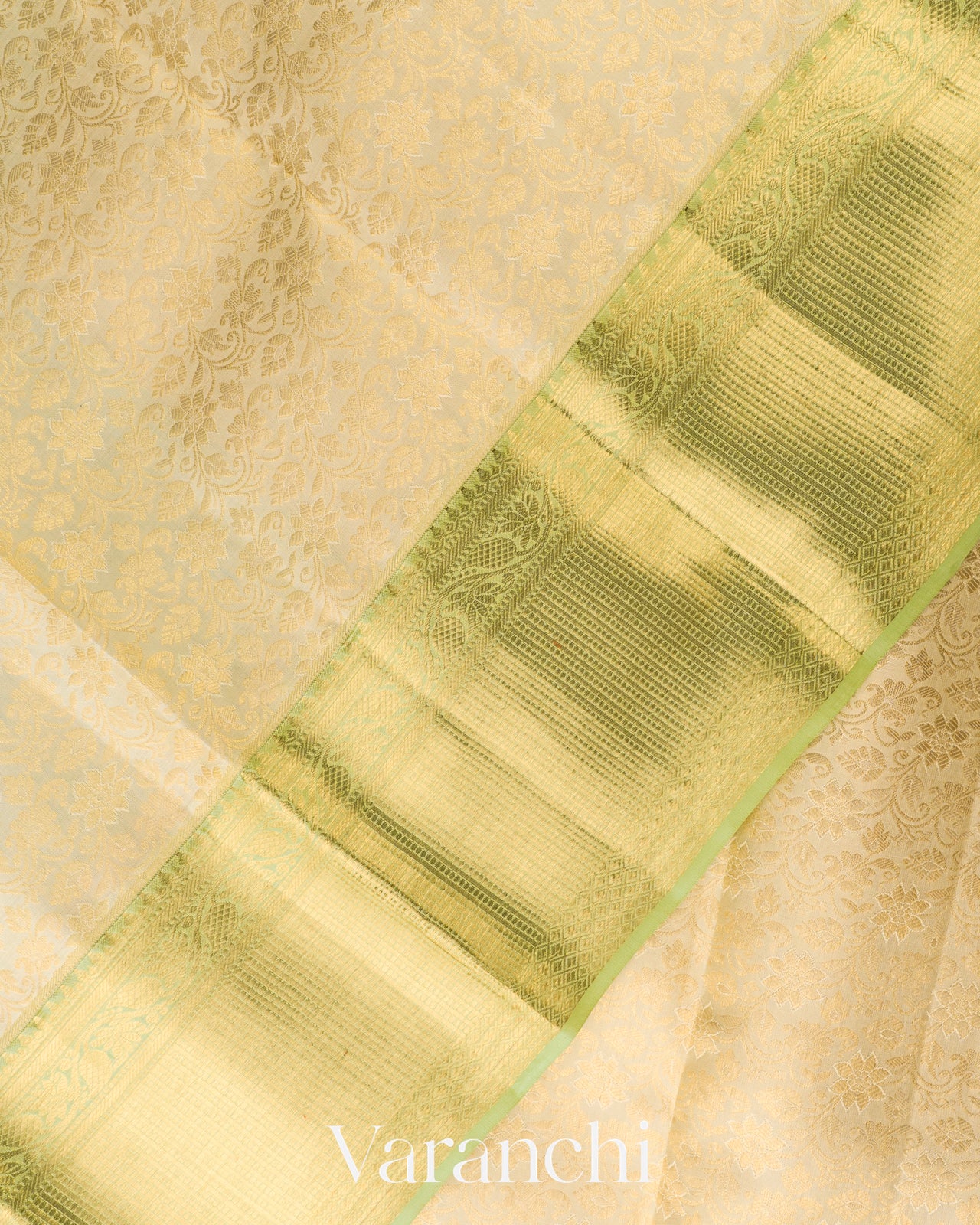 Cream Pure Kanchipuram Silk Handloom Saree
