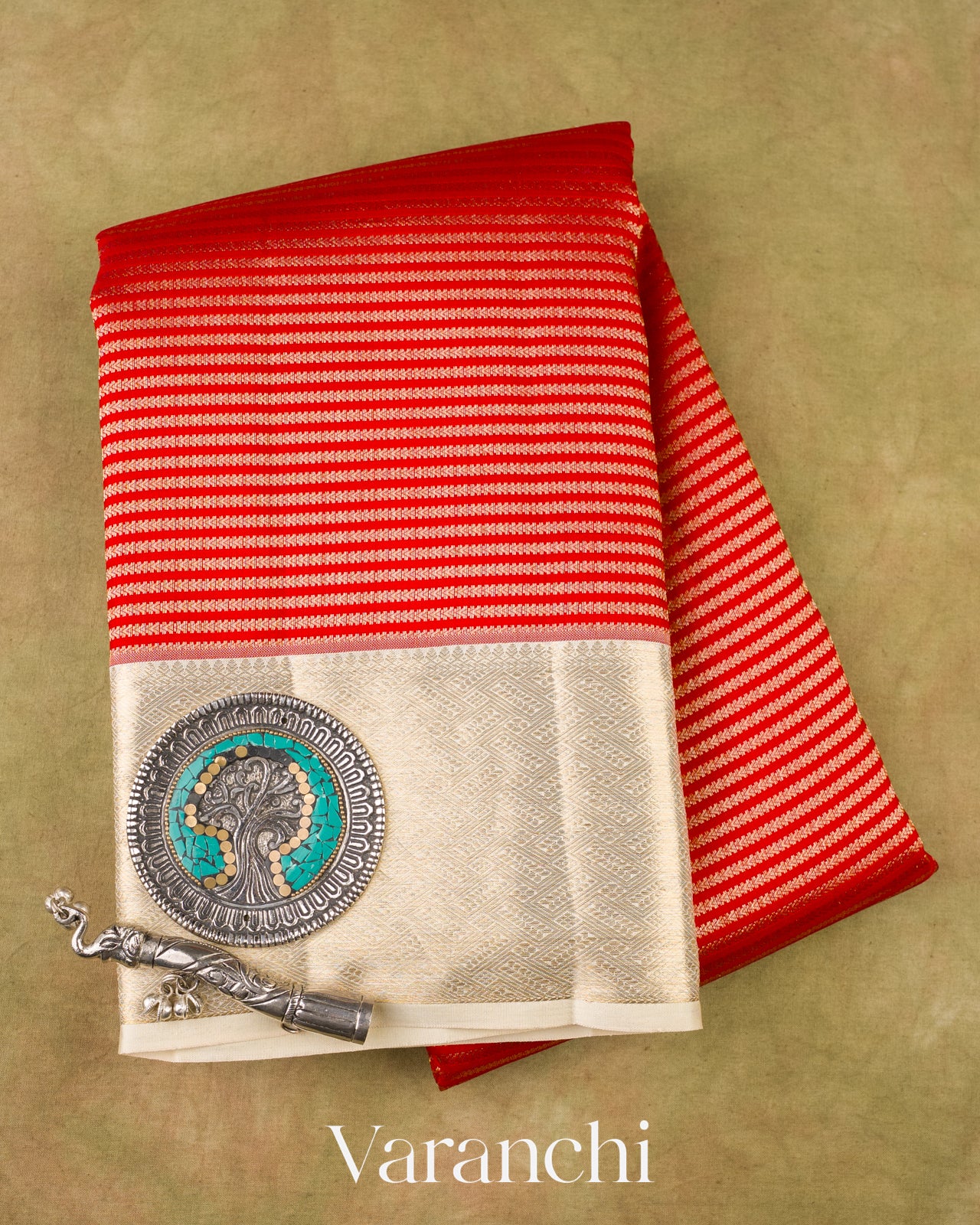 Bright Red Pure Kanchipuram Silk Handloom Saree