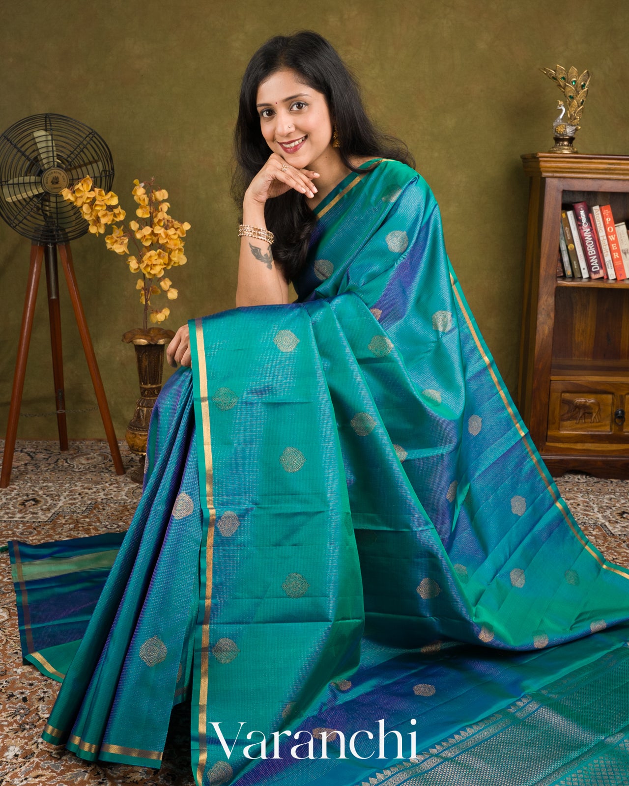 Peacock Blue Vaira Oosi Pure Kanchipuram Silk Handloom Saree