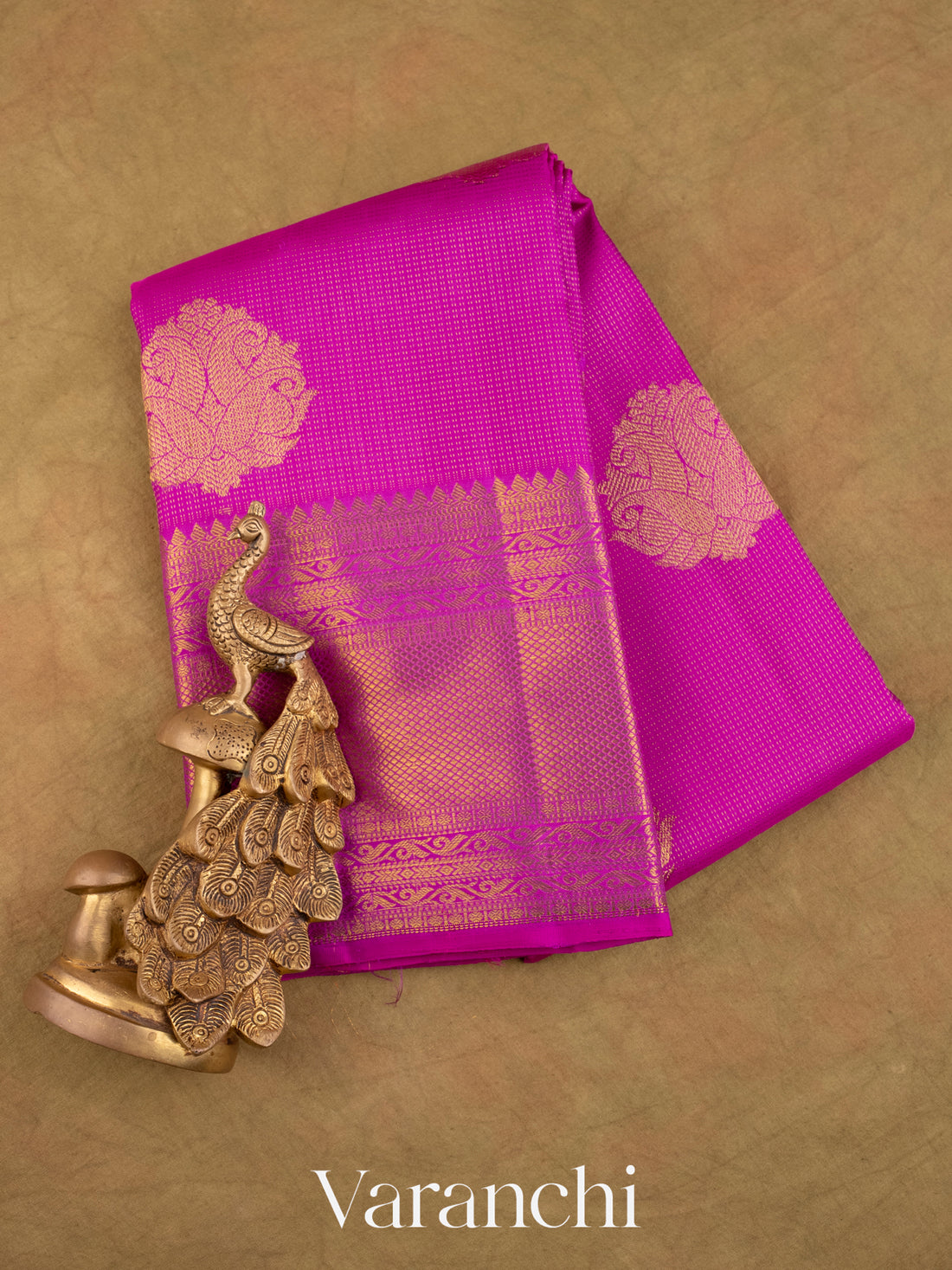 Magenta Vaira Oosi Pure Kanchipuram Silk Handloom Saree