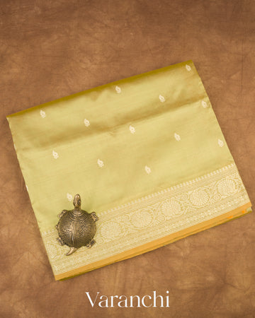 Elaichi Green Dual Tone Pure Katan Silk with Resham Weaving Handloom Saree