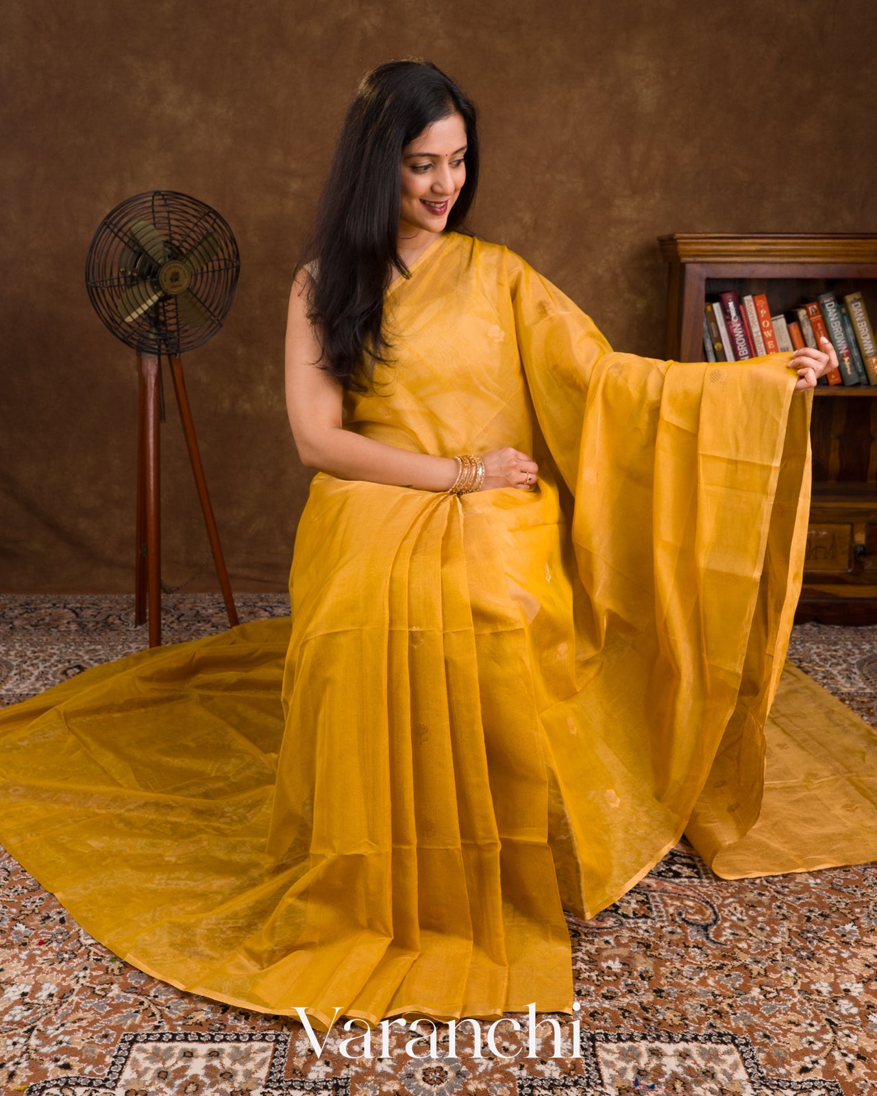 Golden Marigold Yellow Pure Maheswari Silk Cotton Tissue Handloom Saree