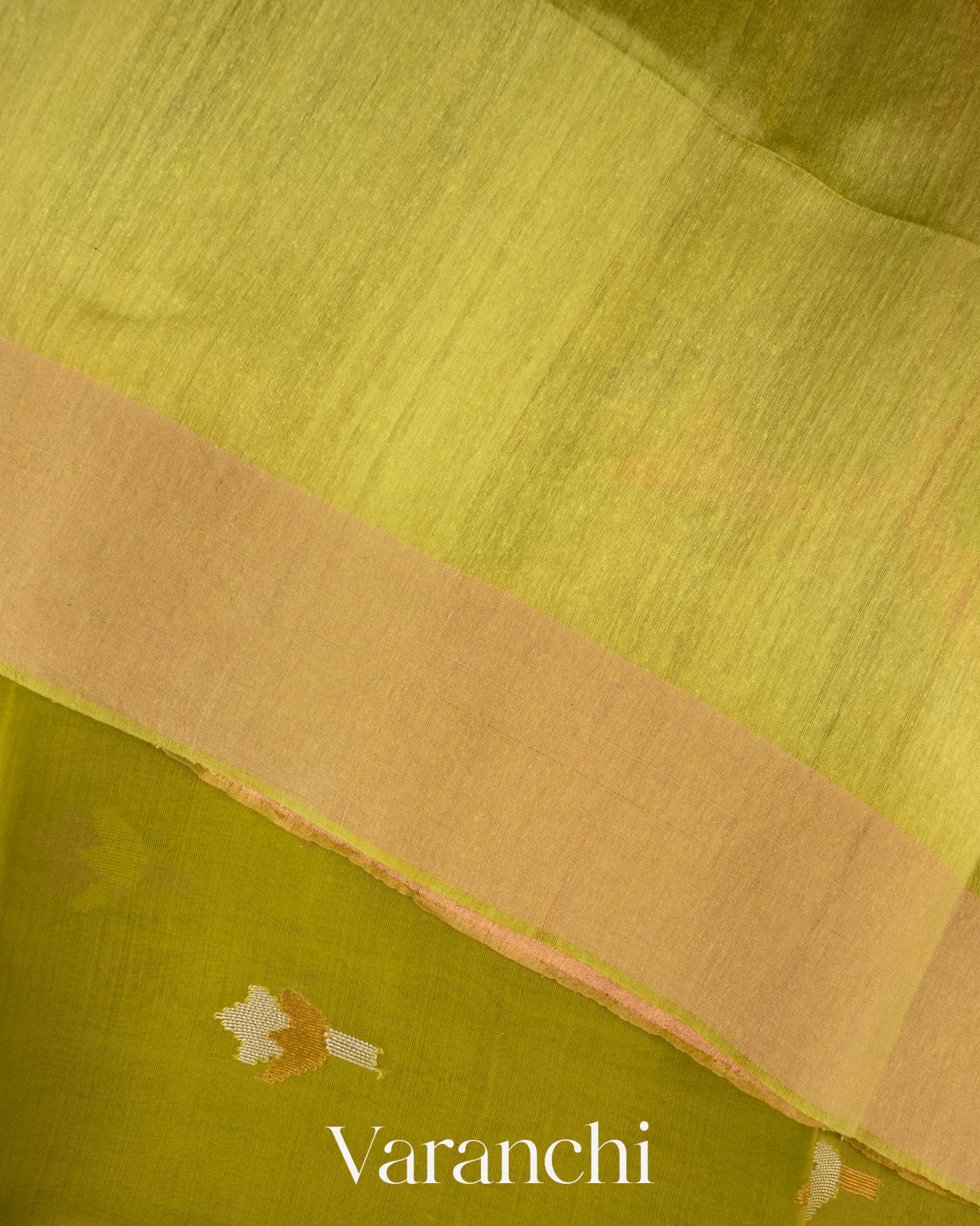 Mehandi Green Pure Muslin Jamdani Silk Handloom Saree