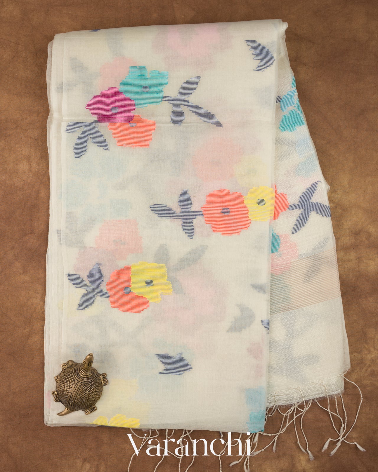 Offwhite Jamdani Pure Muslin Silk Handloom Saree