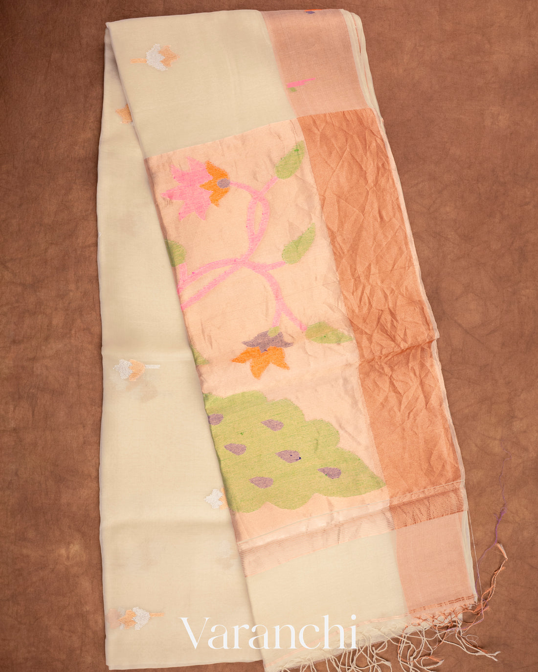 Off White Pure Muslin Jamdani Silk Handloom Saree
