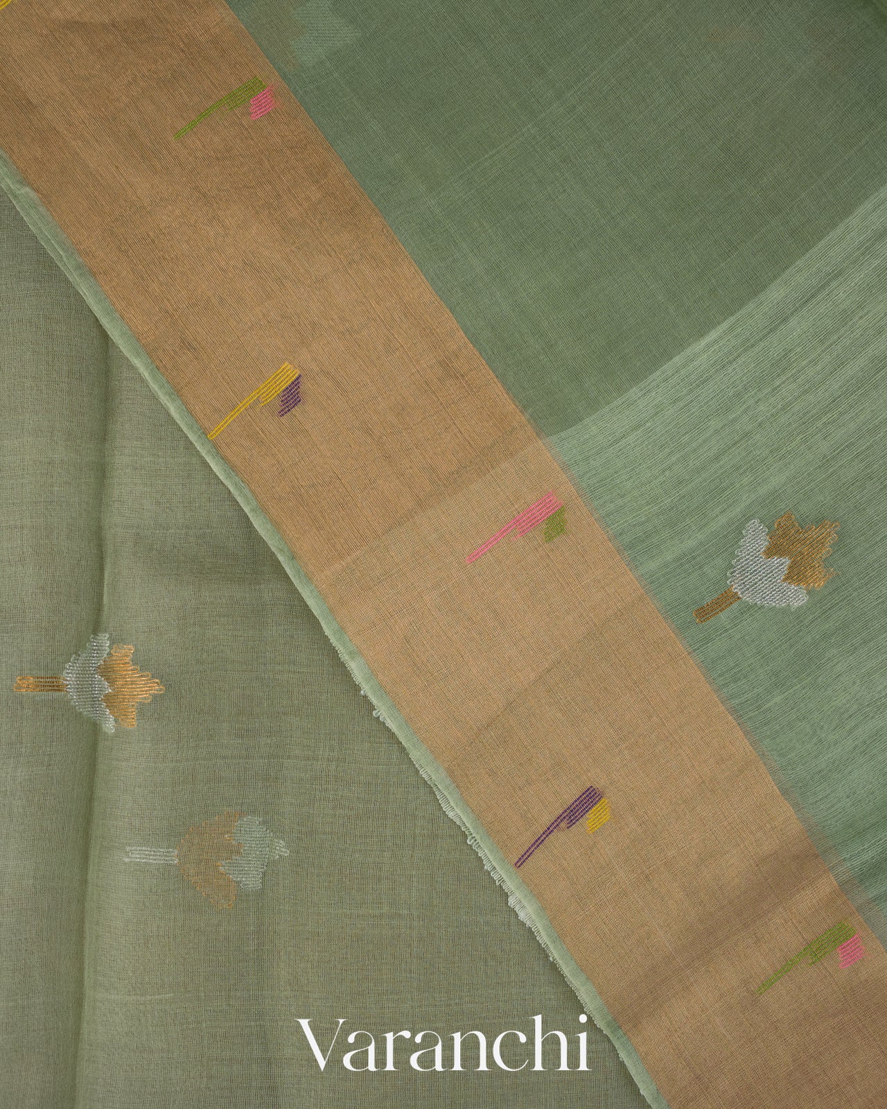 Muted Green Jamdani with Paithani Pallu Pure Muslin Silk Handloom Saree 