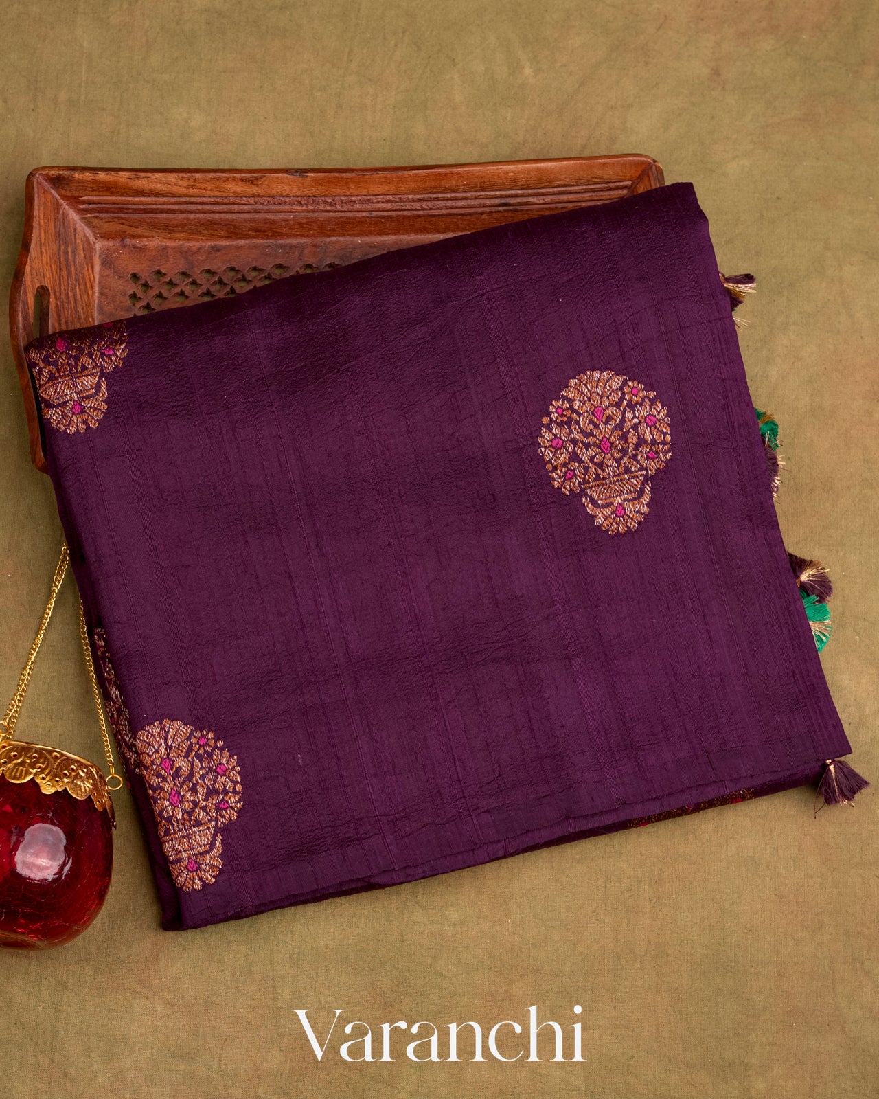 Deep Purple Borderless Pure Raw Silk Handloom Saree