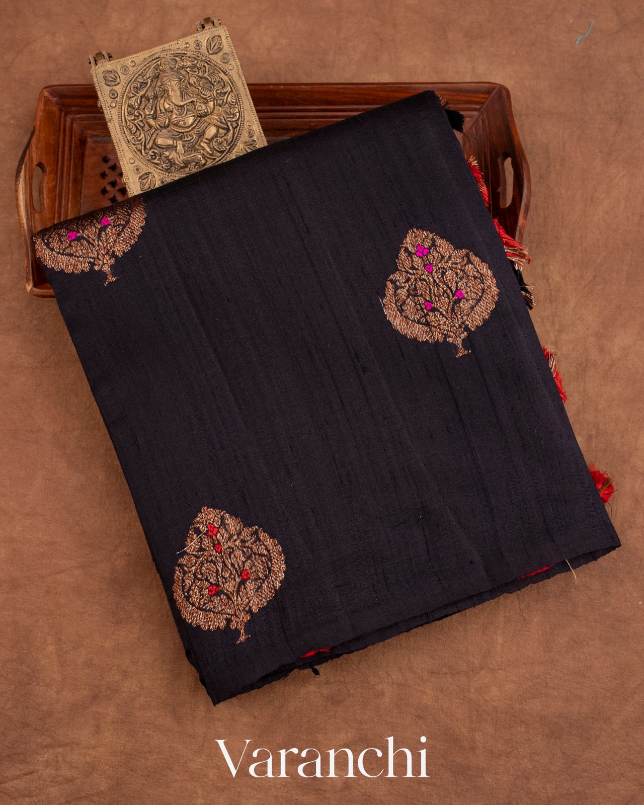 Jet Black Borderless Pure Raw Silk Handloom Saree