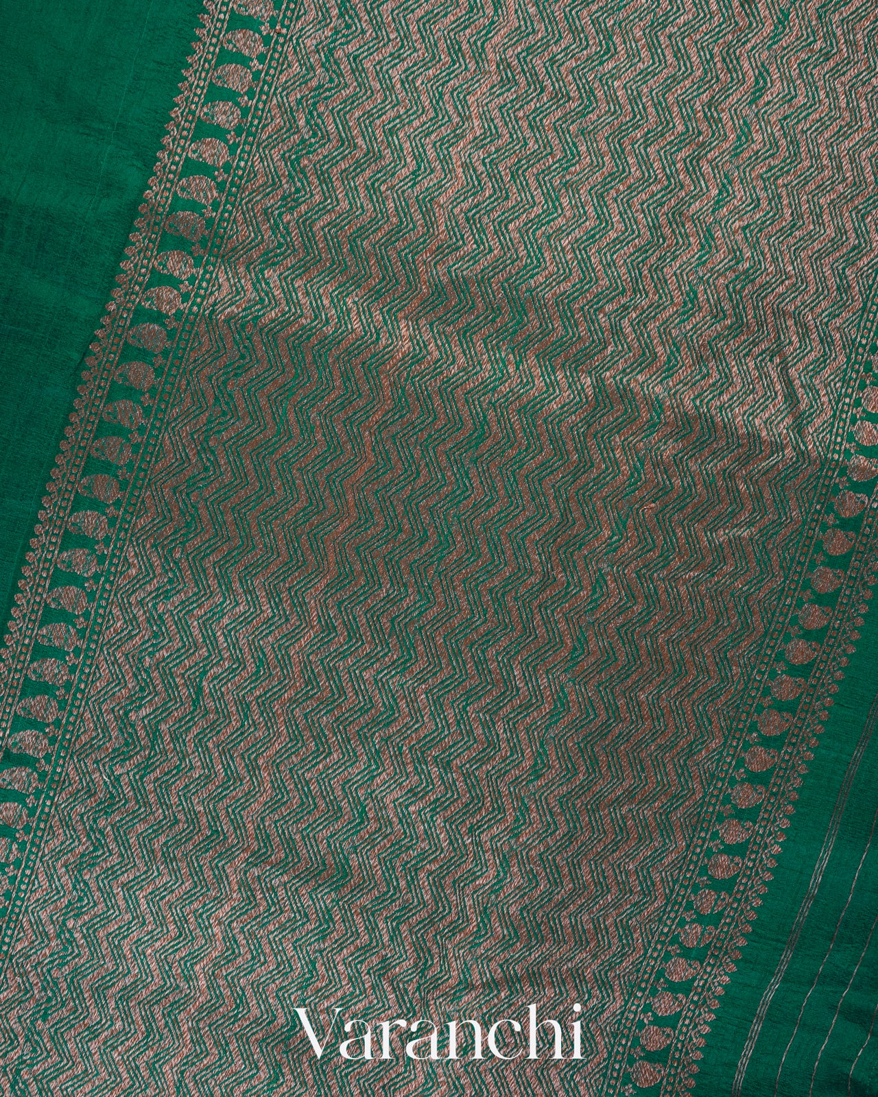 Emerald Green Pure Raw Silk Handloom Saree
