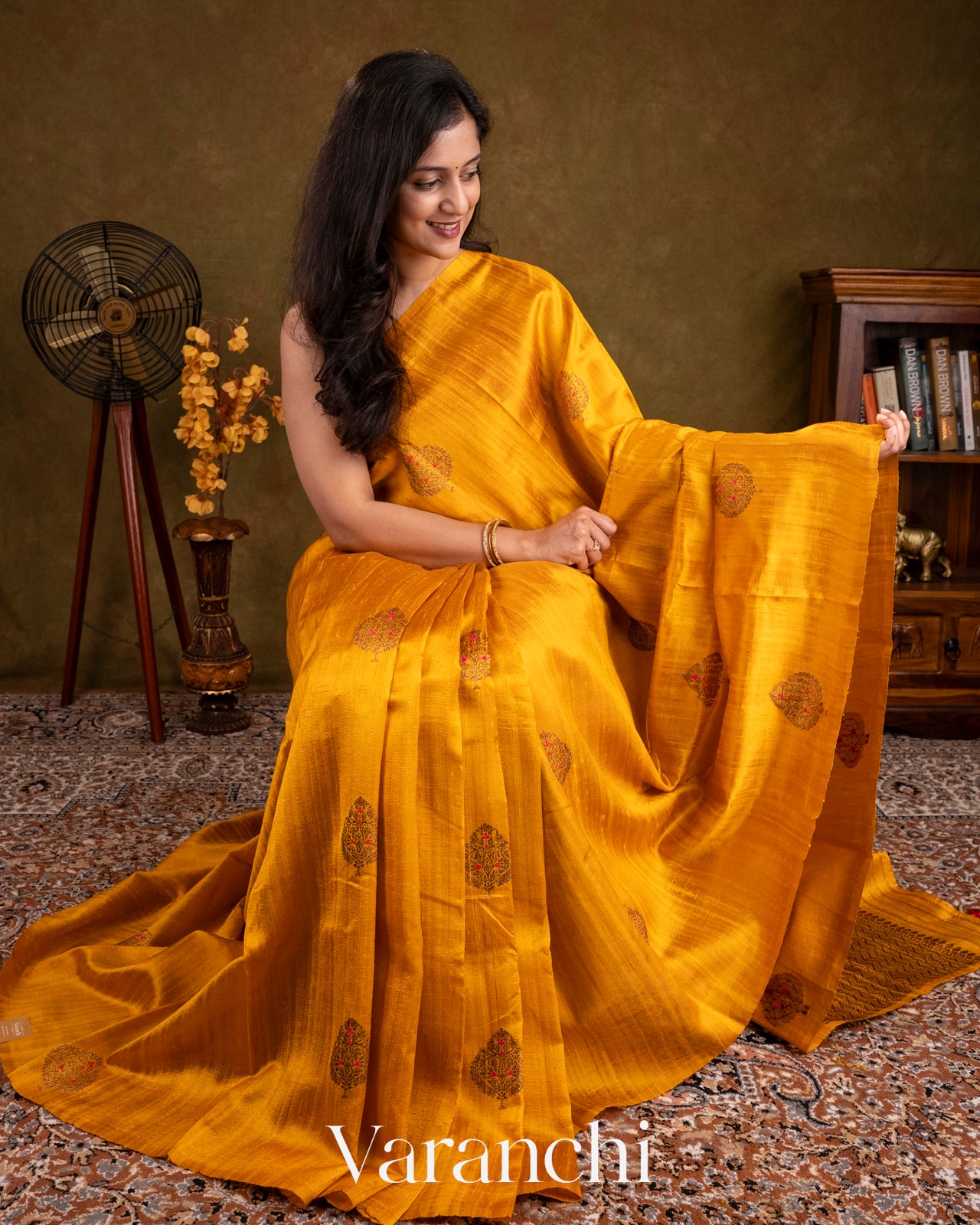 Golden Yellow Borderless Pure Raw Silk Handloom Saree