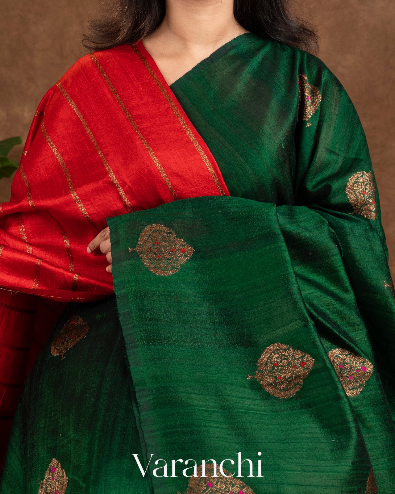 Bottle Green Borderless Pure Raw Silk Handloom Saree