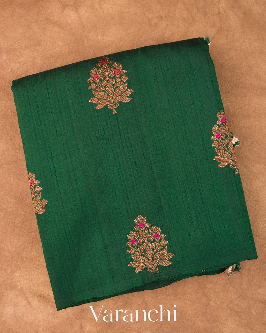 Bottle Green Borderless Pure Raw Silk Handloom Saree 