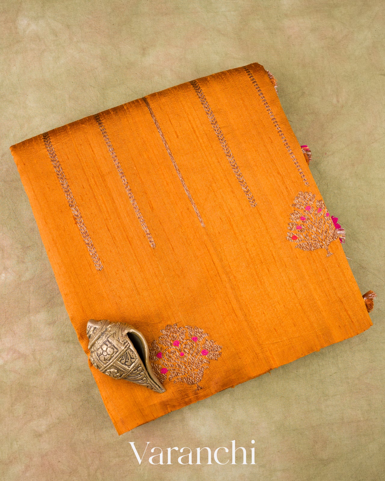 Burnt Saffron Borderless Striped Pure Raw Silk Handloom Saree