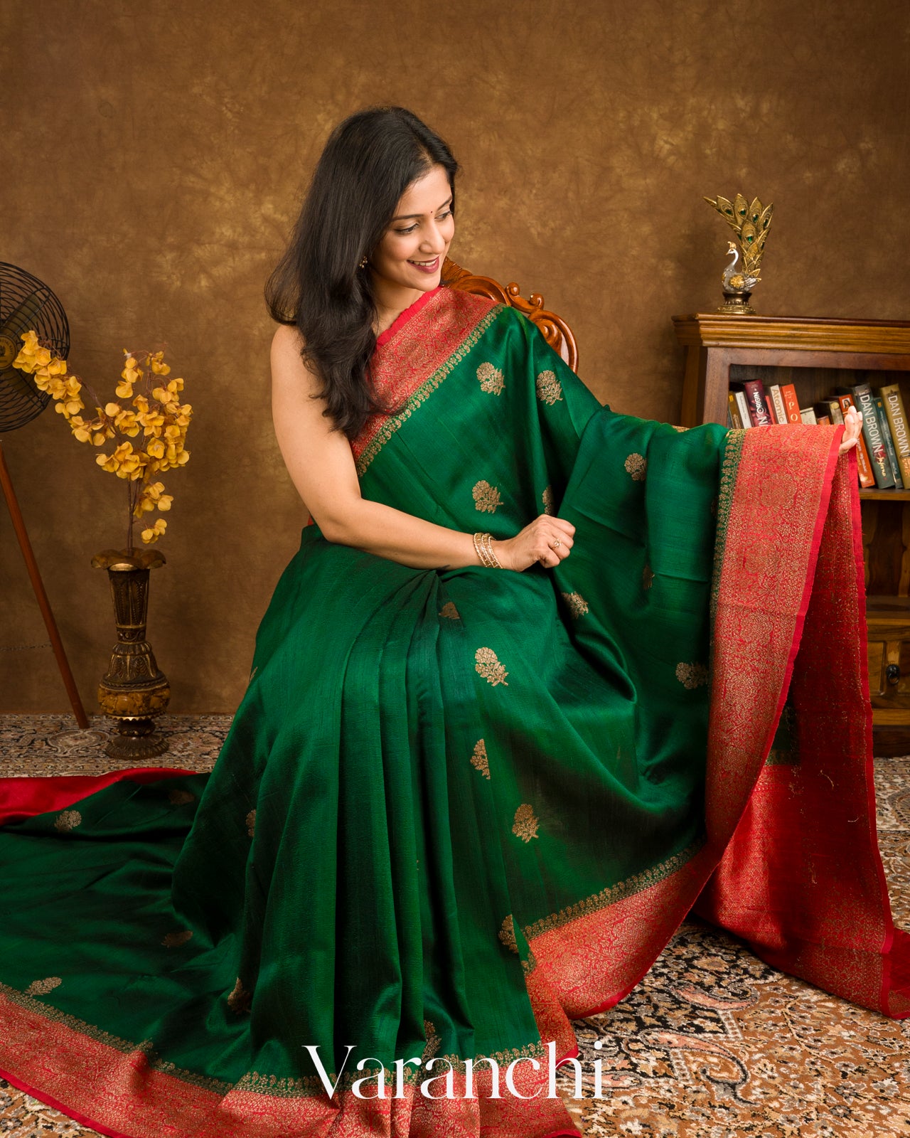 Emerald Green Pure Raw Silk Handloom Saree